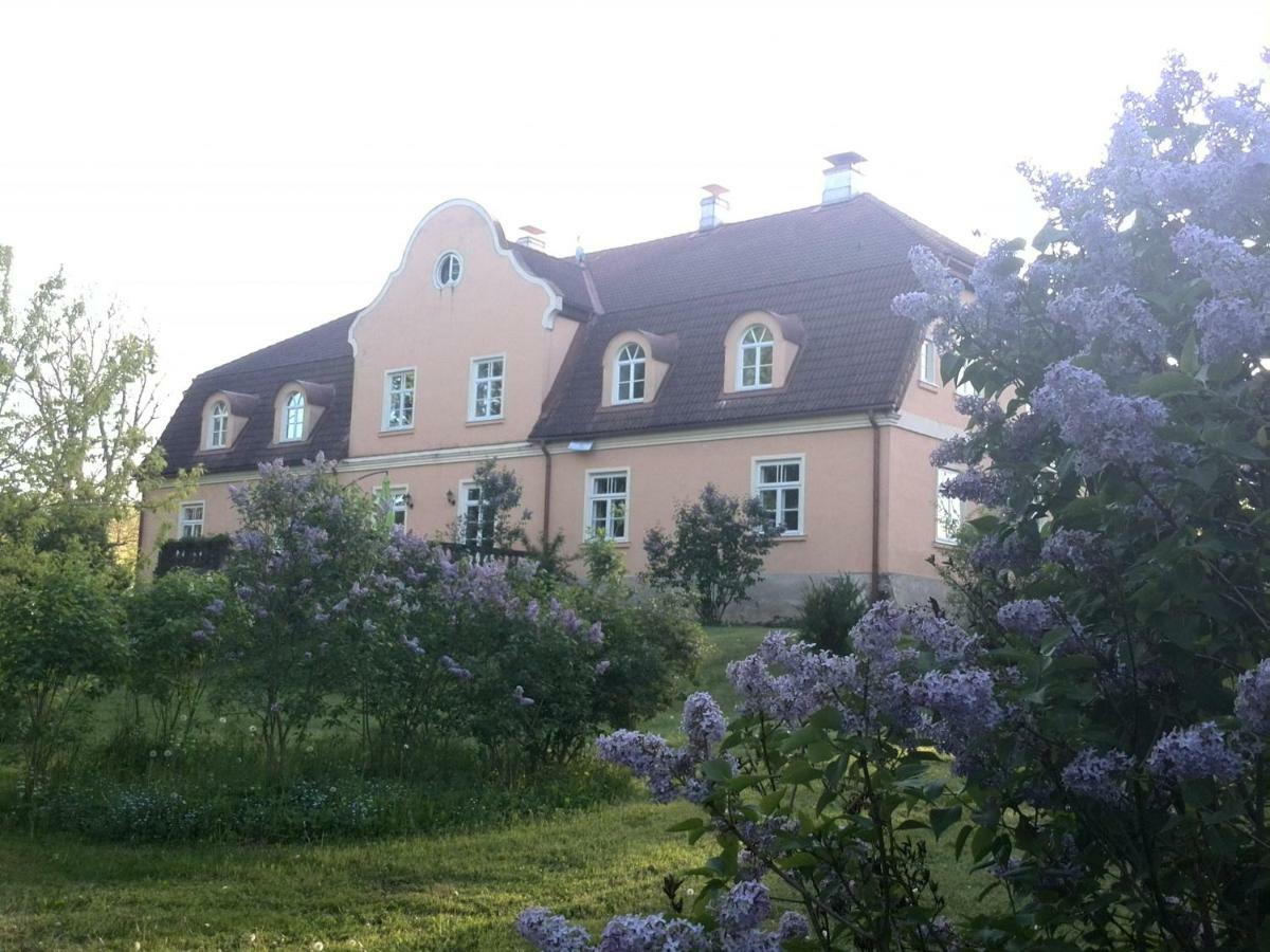 Maras Manor Hotel Turlava Bagian luar foto